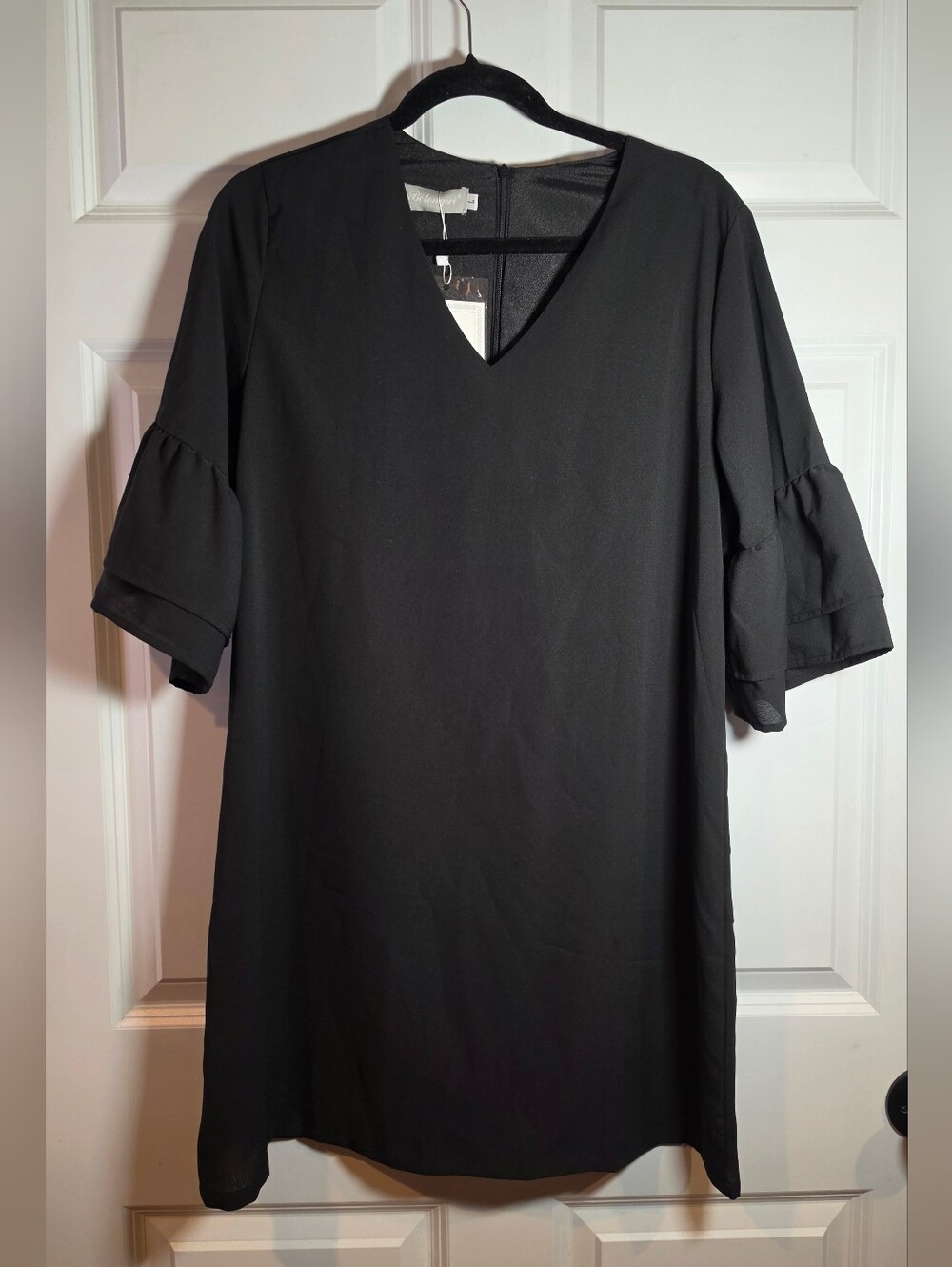 NWT Belongsci Black Ruffle Bell Sleeve Zip Back Mini Dress L